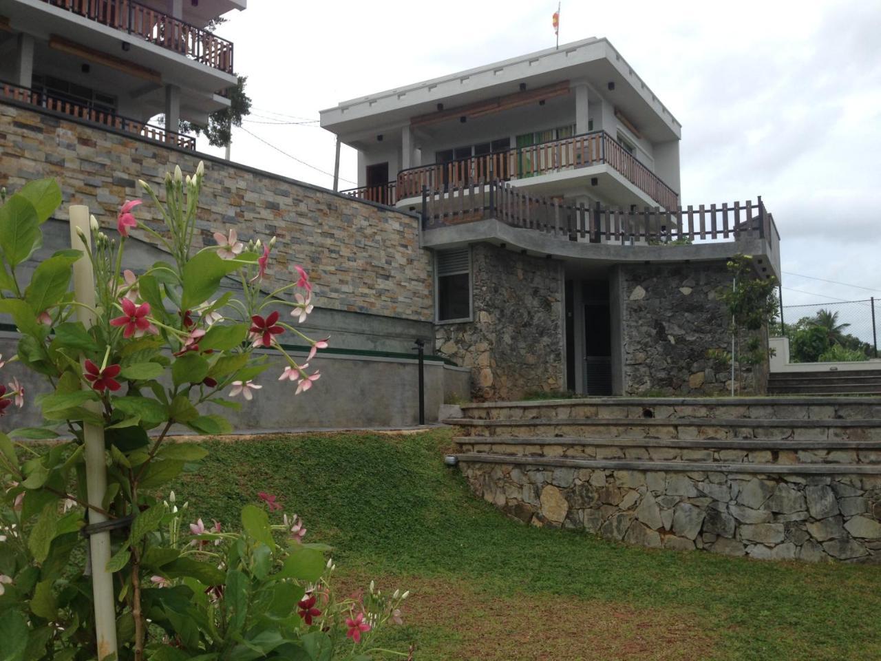 Lotus Villa Holiday Resort Matara Kültér fotó